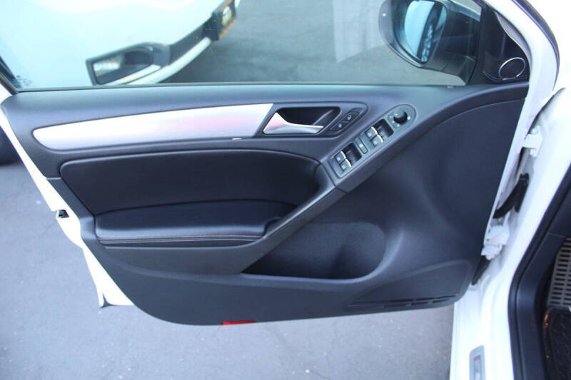 2012 Volkswagen Golf R