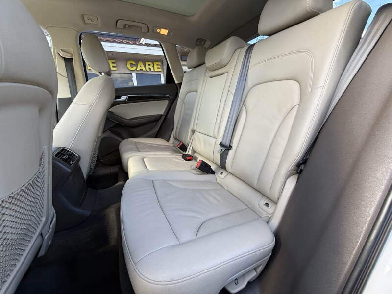 2014 Audi Q5 2.0T quattro Premium