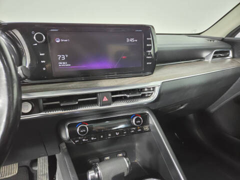 2022 Kia K5 EX