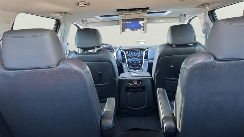 2020 Cadillac Escalade Luxury