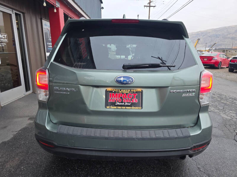 2017 Subaru Forester 2.5i Touring