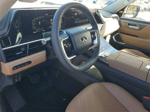 2026 Infiniti QX80 Luxe