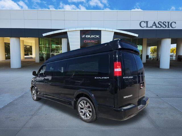 2026 GMC Savana 2500