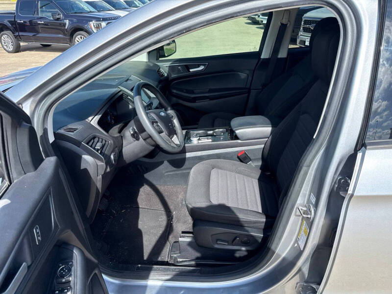 2020 Ford Edge SE