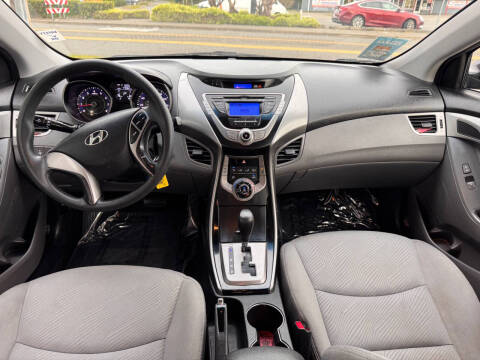 2013 Hyundai Elantra