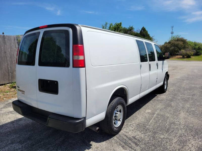 2011 Chevrolet Express 3500