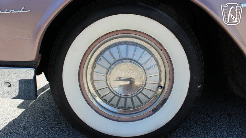 1962 Ford Thunderbird