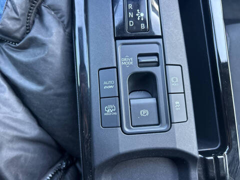 2024 Toyota Prius Prime SE