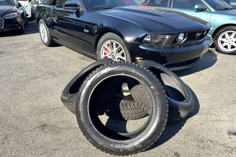 2012 Ford Mustang GT Premium