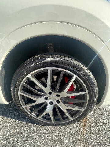 2017 Maserati Levante S