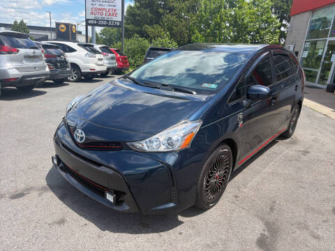 2017 Toyota Prius v Two