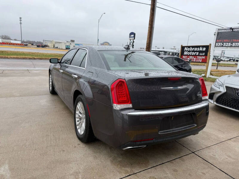 2015 Chrysler 300 C