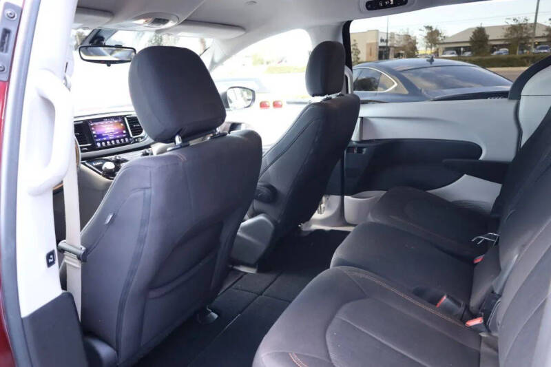 2017 Chrysler Pacifica Touring