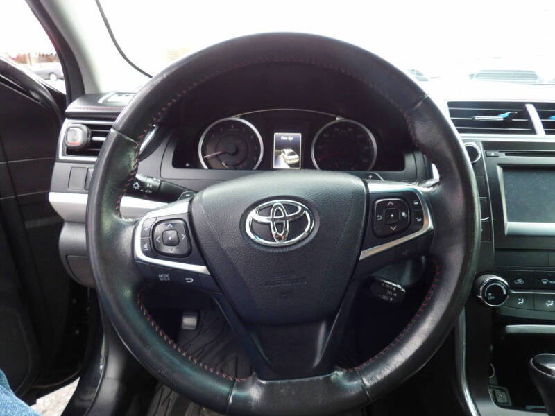 2016 Toyota Camry SE