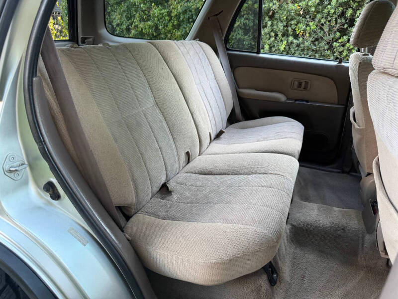 2000 Toyota 4Runner SR5