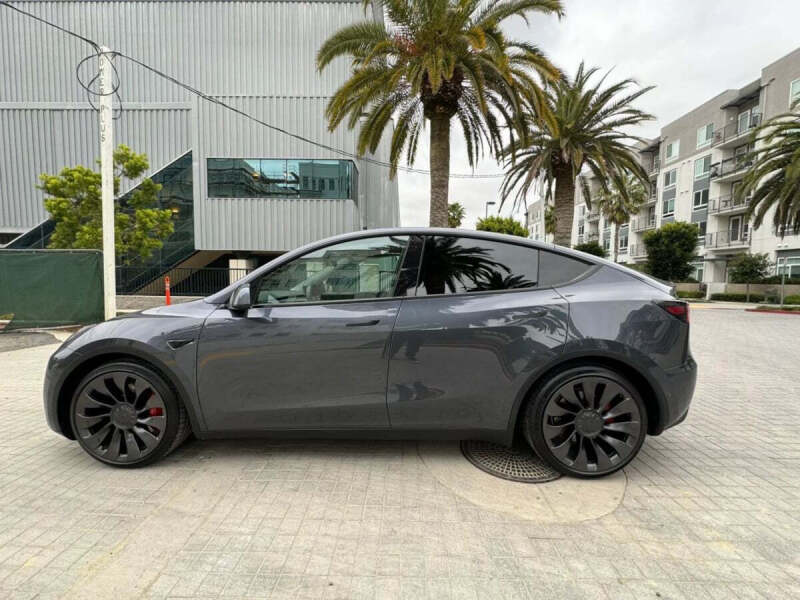 2022 Tesla Model Y Performance
