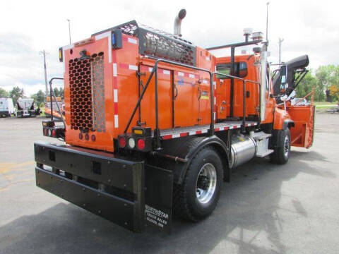 2018 Freightliner 114 SD