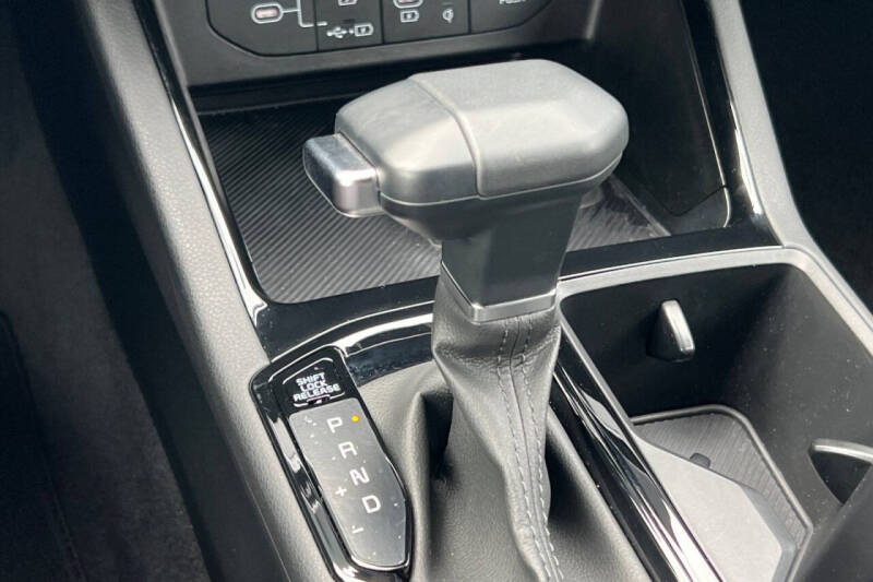 2025 Kia K5