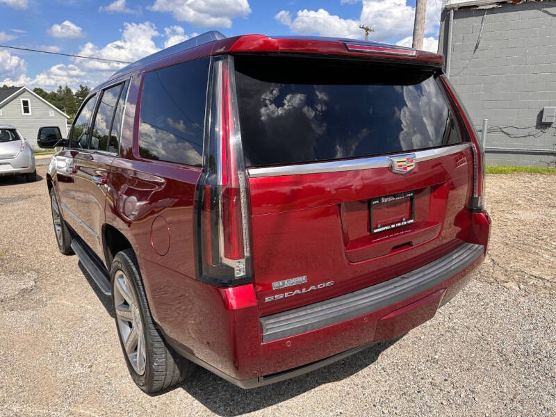 2017 Cadillac Escalade Luxury