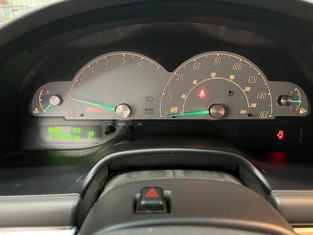 2002 Ford Thunderbird Deluxe