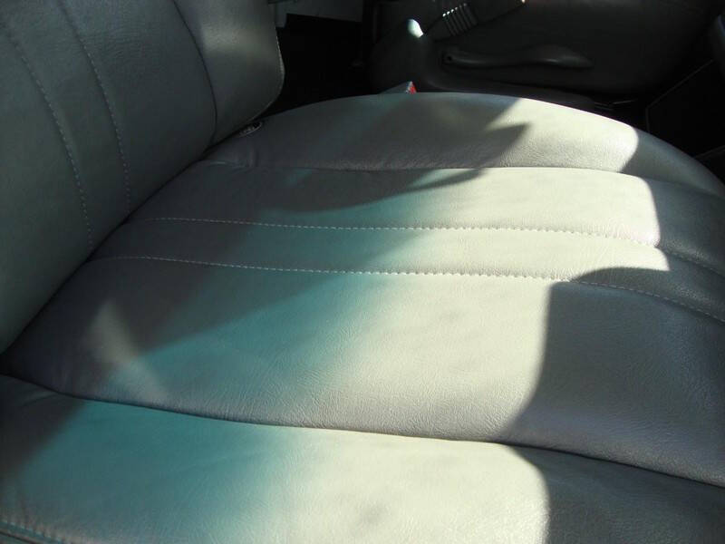 2023 Chevrolet Express 2500