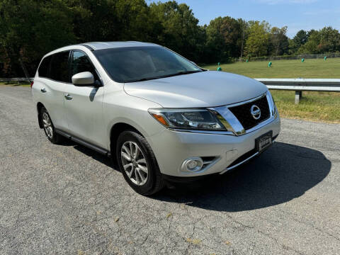 2014 Nissan Pathfinder for sale at ELIAS AUTO SALES in Allentown PA