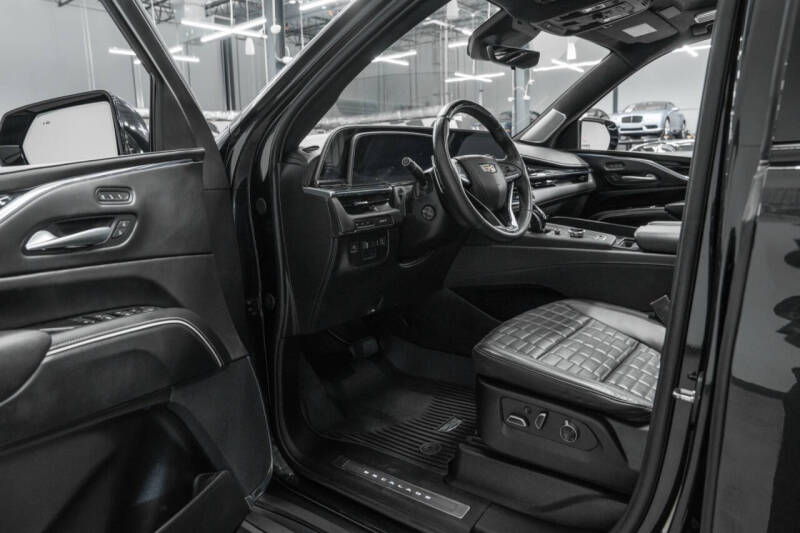 2024 Cadillac Escalade-V ESV