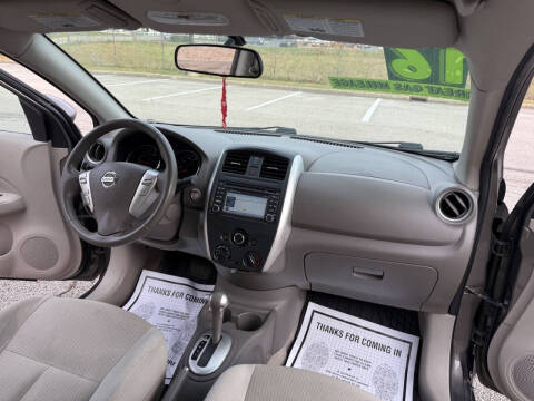 2016 Nissan Versa 1.6 S