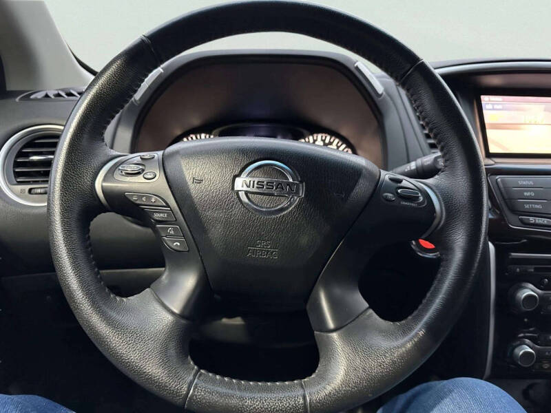 2014 Nissan Pathfinder SL