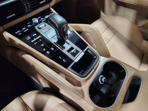 2023 Porsche Cayenne