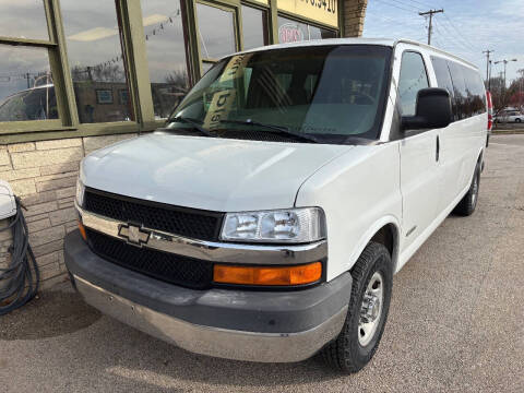 2003 Chevrolet Express 3500 LS