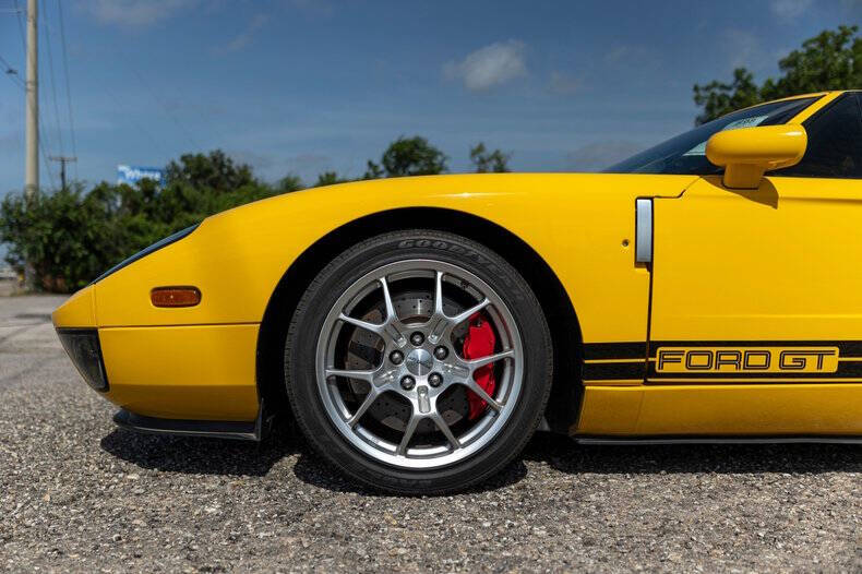 2005 Ford GT