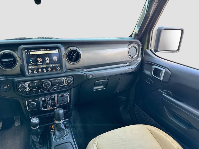 2021 Jeep Gladiator Sport