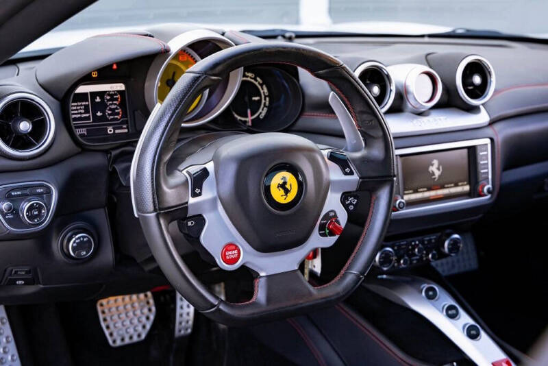 2016 Ferrari California T