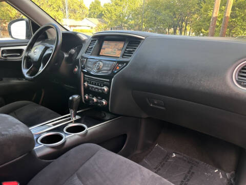 2014 Nissan Pathfinder SV