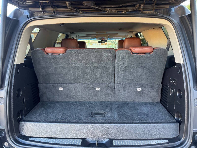 2019 Cadillac Escalade Luxury