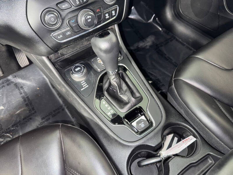 2019 Jeep Cherokee Altitude