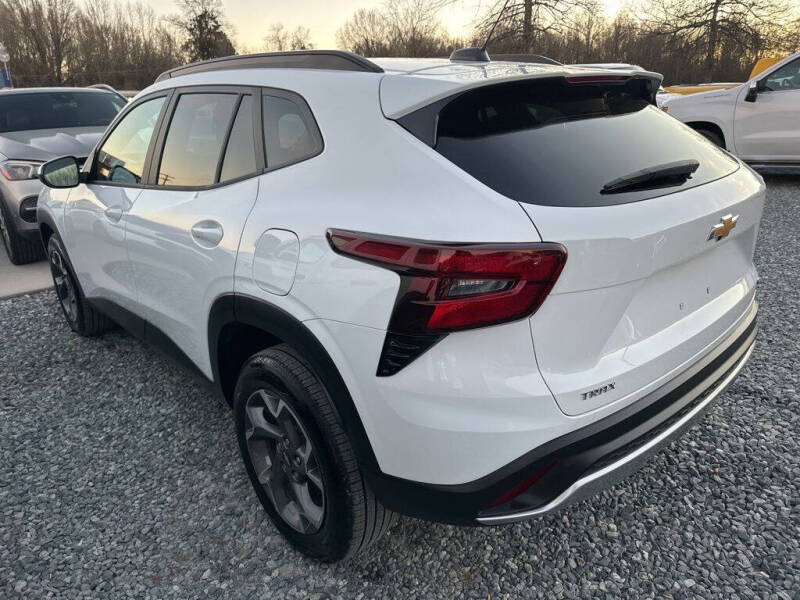 2025 Chevrolet Trax LT