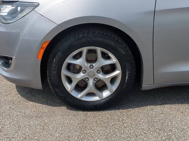 2020 Chrysler Pacifica Touring