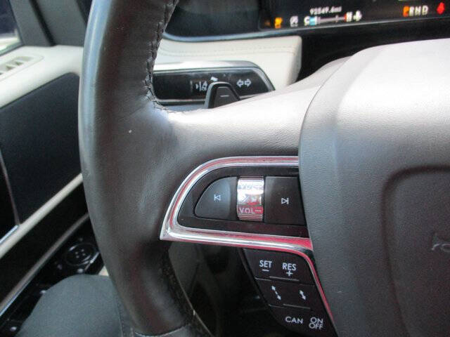 2019 Lincoln Navigator Select