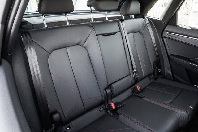 2025 Audi Q3 quattro S line Prem Plus 45 TFSI