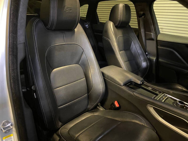 2019 Jaguar F-PACE S