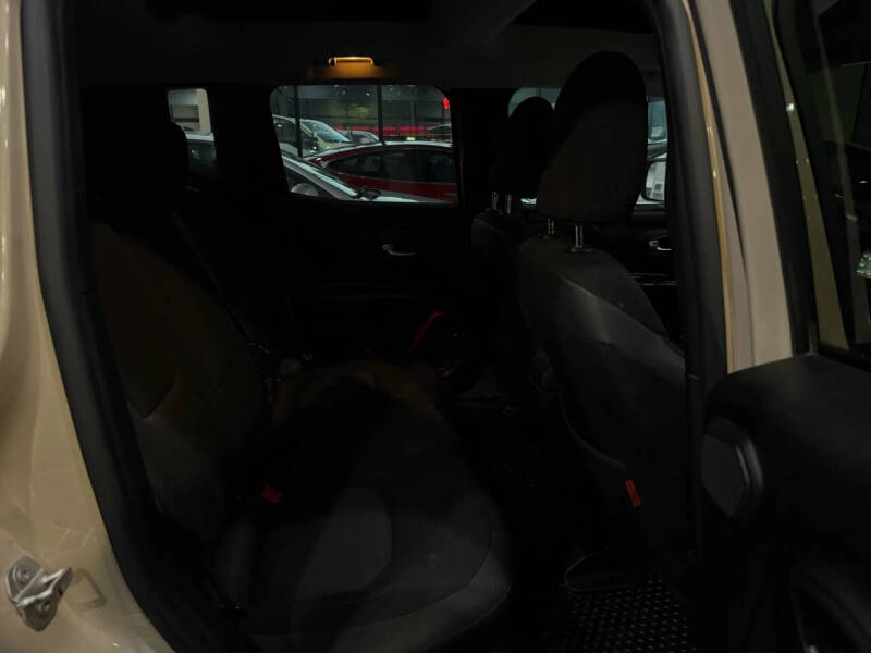 2016 Jeep Renegade Trailhawk