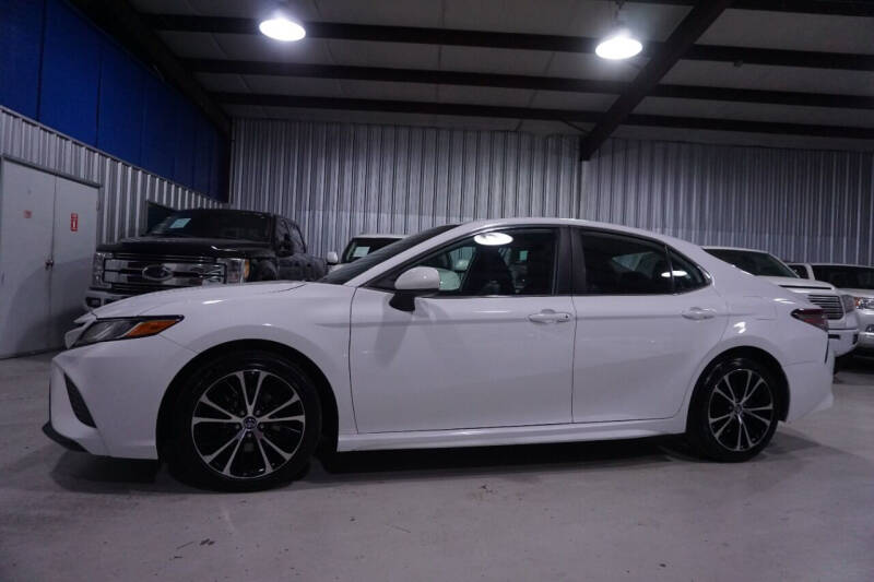 2019 Toyota Camry SE