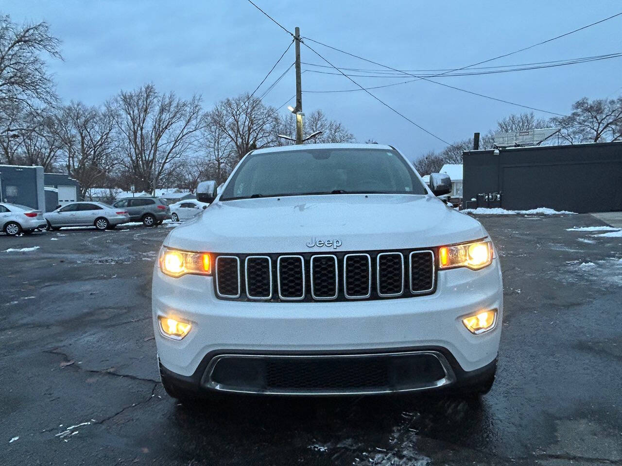 2018 Jeep Grand Cherokee for sale at Auto Shop in Wyoming, MI