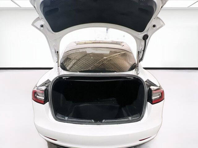 2020 Tesla Model 3 Standard Range