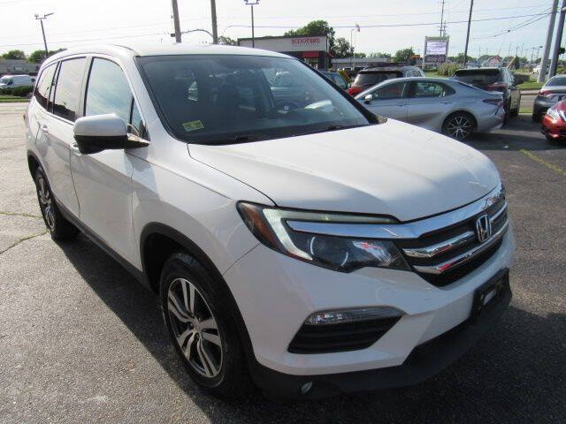 White 2018 Honda Pilot EX AWD EX 4dr SUV 2