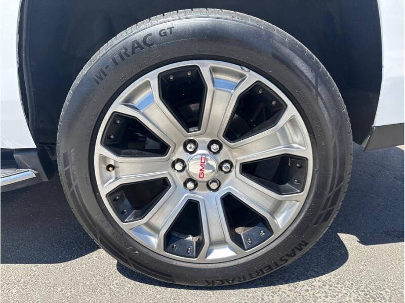 2019 GMC Yukon SLE