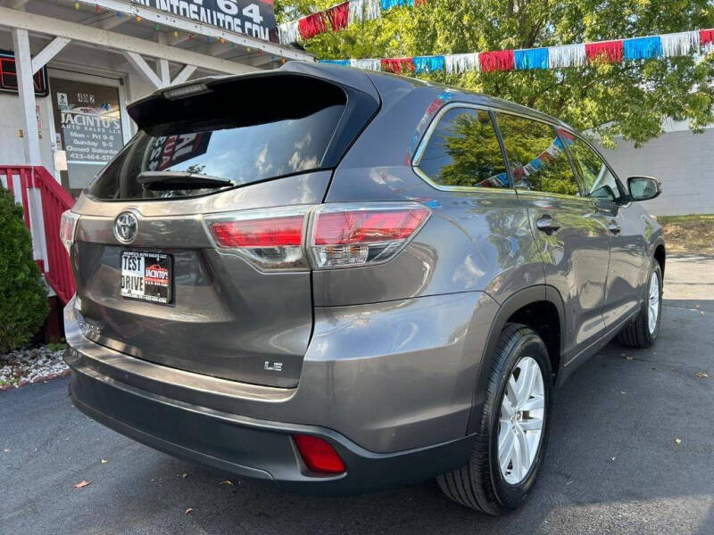 2014 Toyota Highlander LE