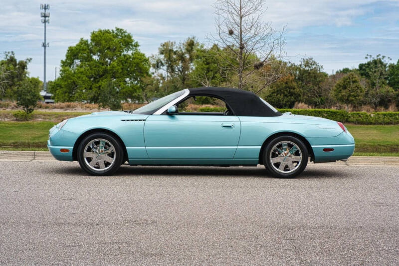 2002 Ford Thunderbird Deluxe